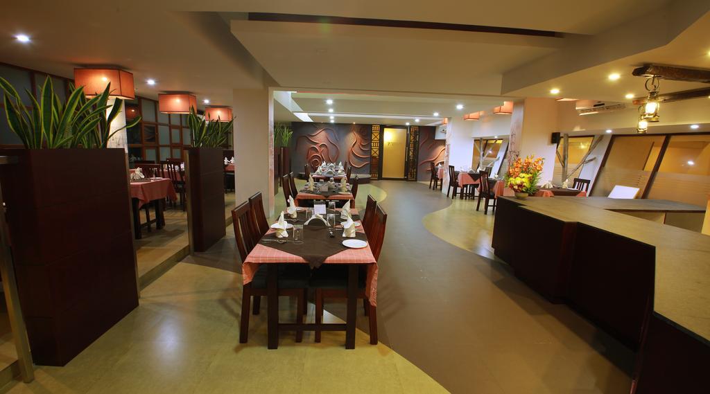 Malabar Palace Kozhikode Bagian luar foto